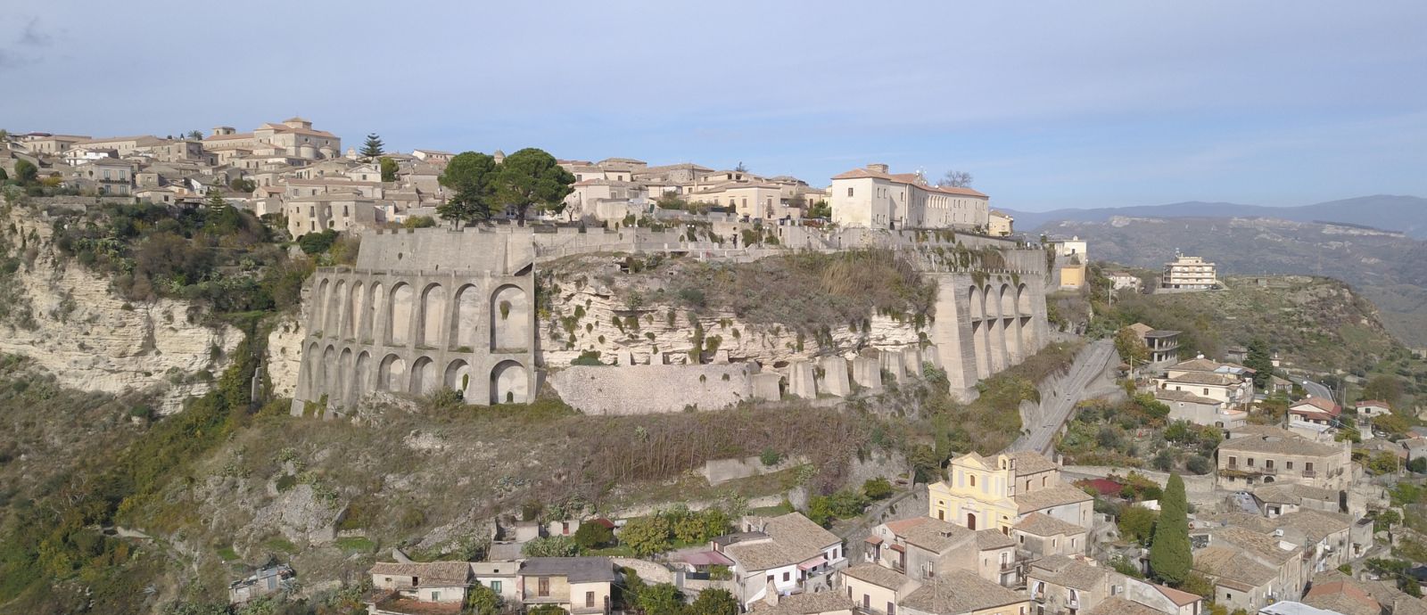 Borghi tra gli uliveti: da Siderno Superiore a Gerace